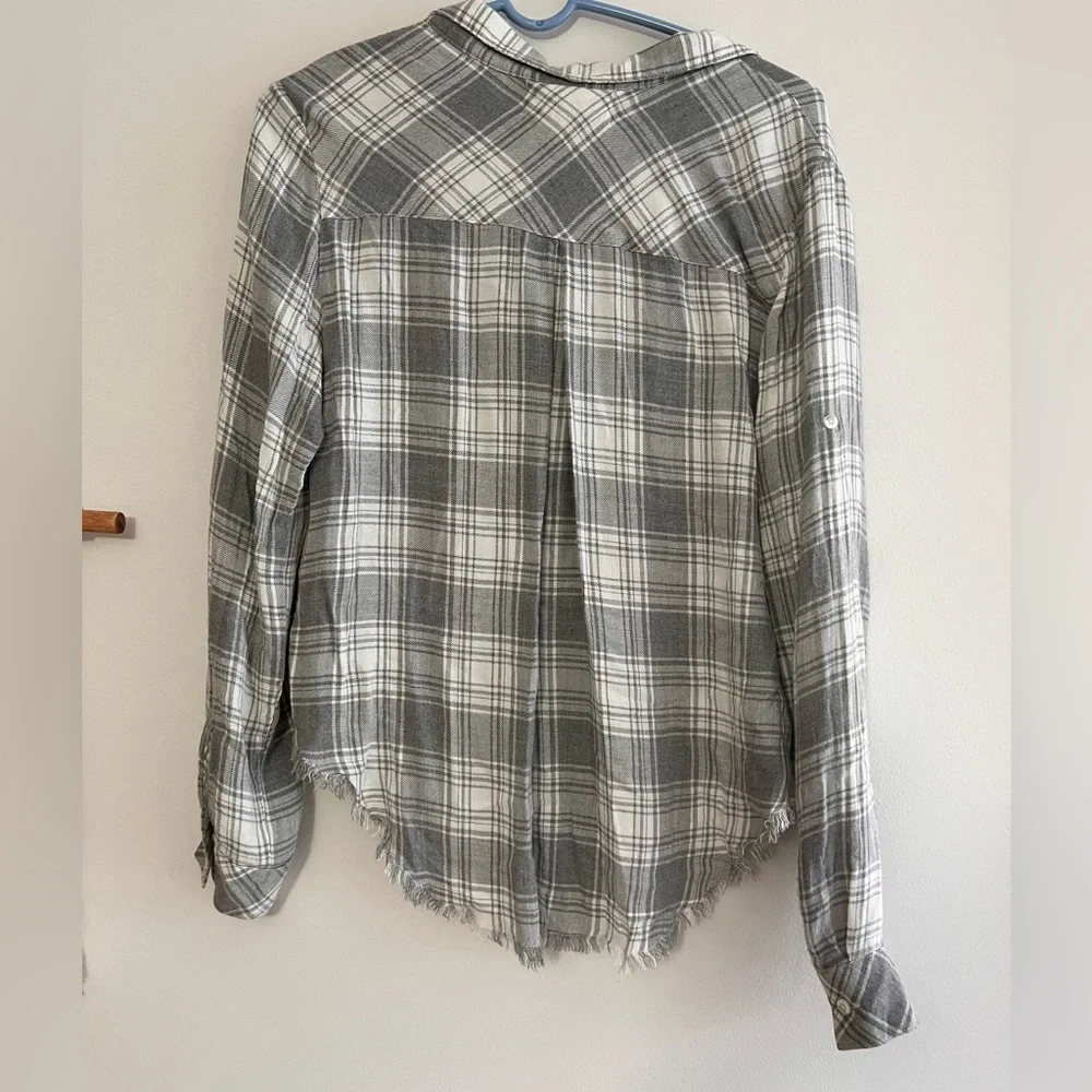 Anthropologie cloth & stone distressed flannel - Picture 3 of 3